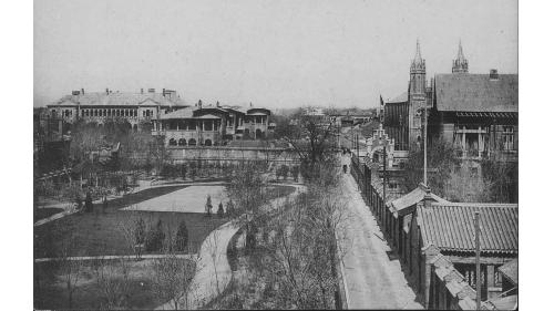 各國在北京建立使館區，並劃定使館區界址，禁止中國人民居住，使館區由其自行管理，並由各國自主&ldquo;常留兵隊，分保使館"。