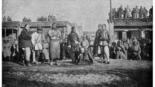 恩海於1901年12月31日在東單牌樓克林德身亡之處鬧市被處斬。