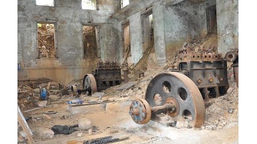 唧筒室內仍保留部分德製柴油發電機