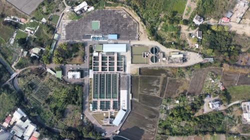於2000年動工興建，2001年完成，位於新竹頭前溪隆恩，主要水源來自頭前溪隆恩堰，供水量為每日200,000噸，供應新竹市、竹北市、竹東鎮、寶山鄉及竹科地區用水。